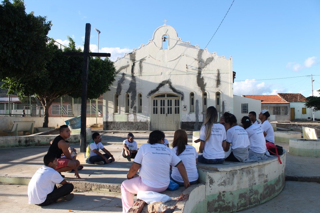 Missões Jovens no município de Uauá, no povoado de Caldeirão da Serra (BA)