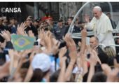 Papa aos jovens: vocês são a esperança da Igreja, participem do Sínodo #PopeASKS