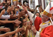 #ConectadosNoSínodo Vaticano convida todos os jovens a participar pelas redes sociais