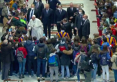 O Papa aos jovens: tecer laços para construir uma sociedade mais unida e fraterna